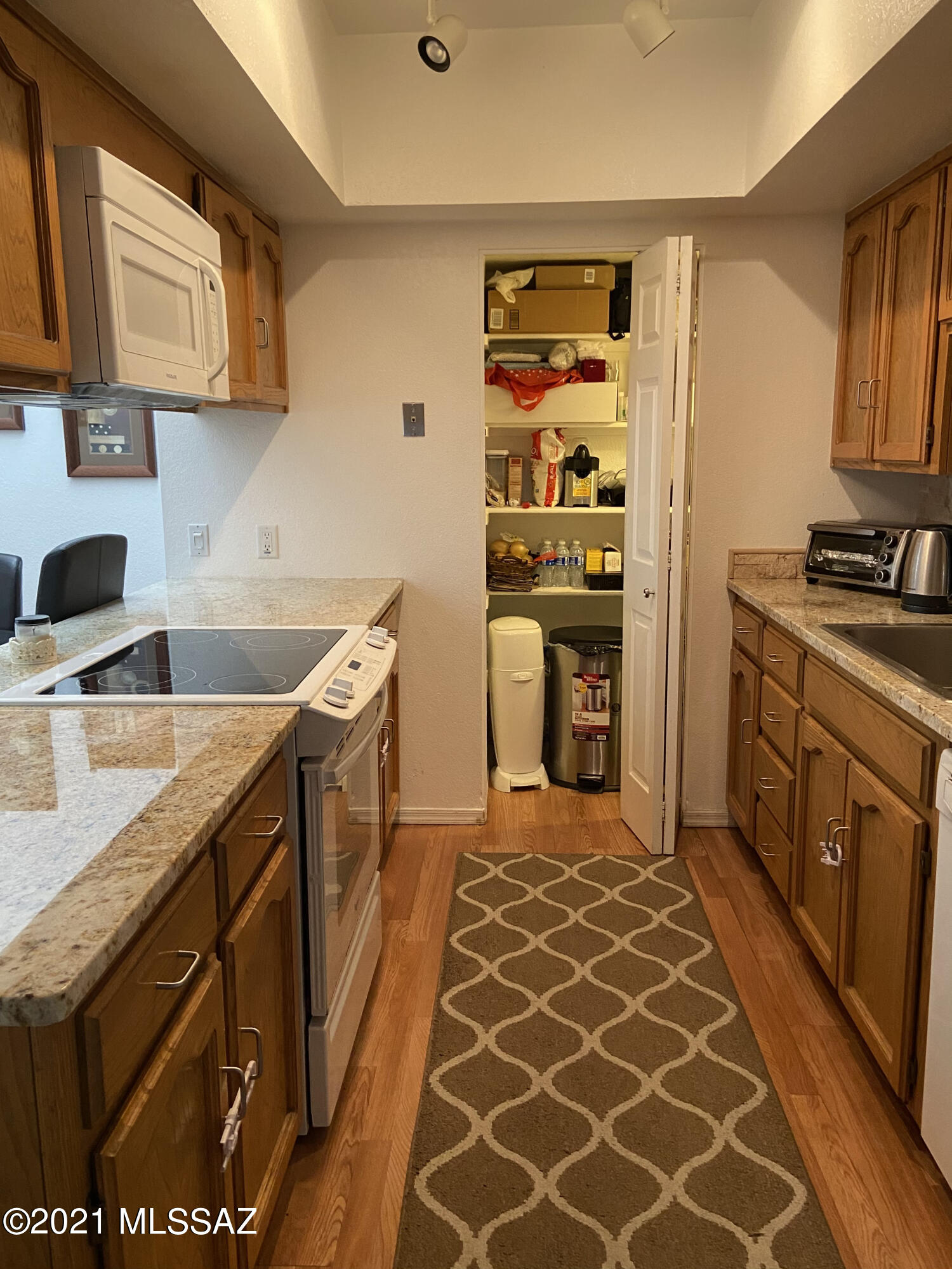1200 East River Road, Unit I116 Tucson, AZ 85718 - Photo 2 of 22