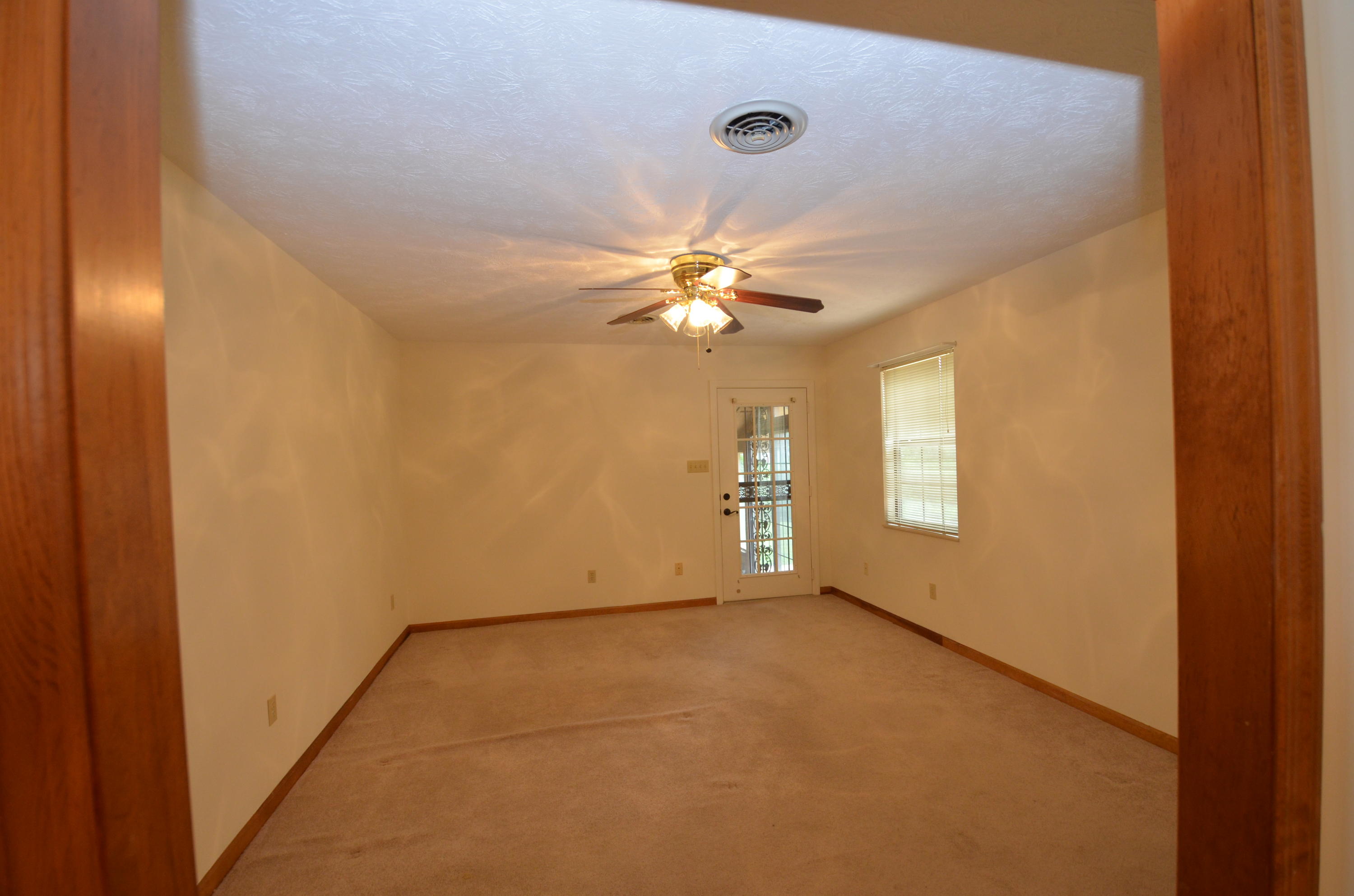 167 Golfcrest Lane Oak Ridge, TN 37830 - Photo 6 of 15 DSC_0643