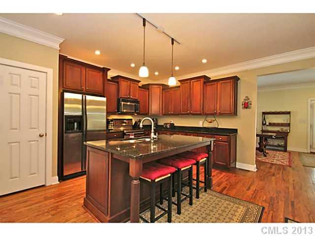 1641 Club Road Charlotte, NC 28205 - Photo 5 of 15 Gallery Image 5