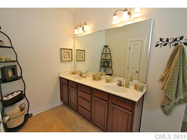 1641 Club Road Charlotte, NC 28205 - Photo 9 of 15 Gallery Image 9