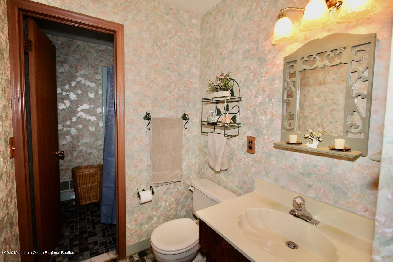306 Valley Road Neptune Township, NJ 07753 - Photo 15 of 27 306 Valley - 12