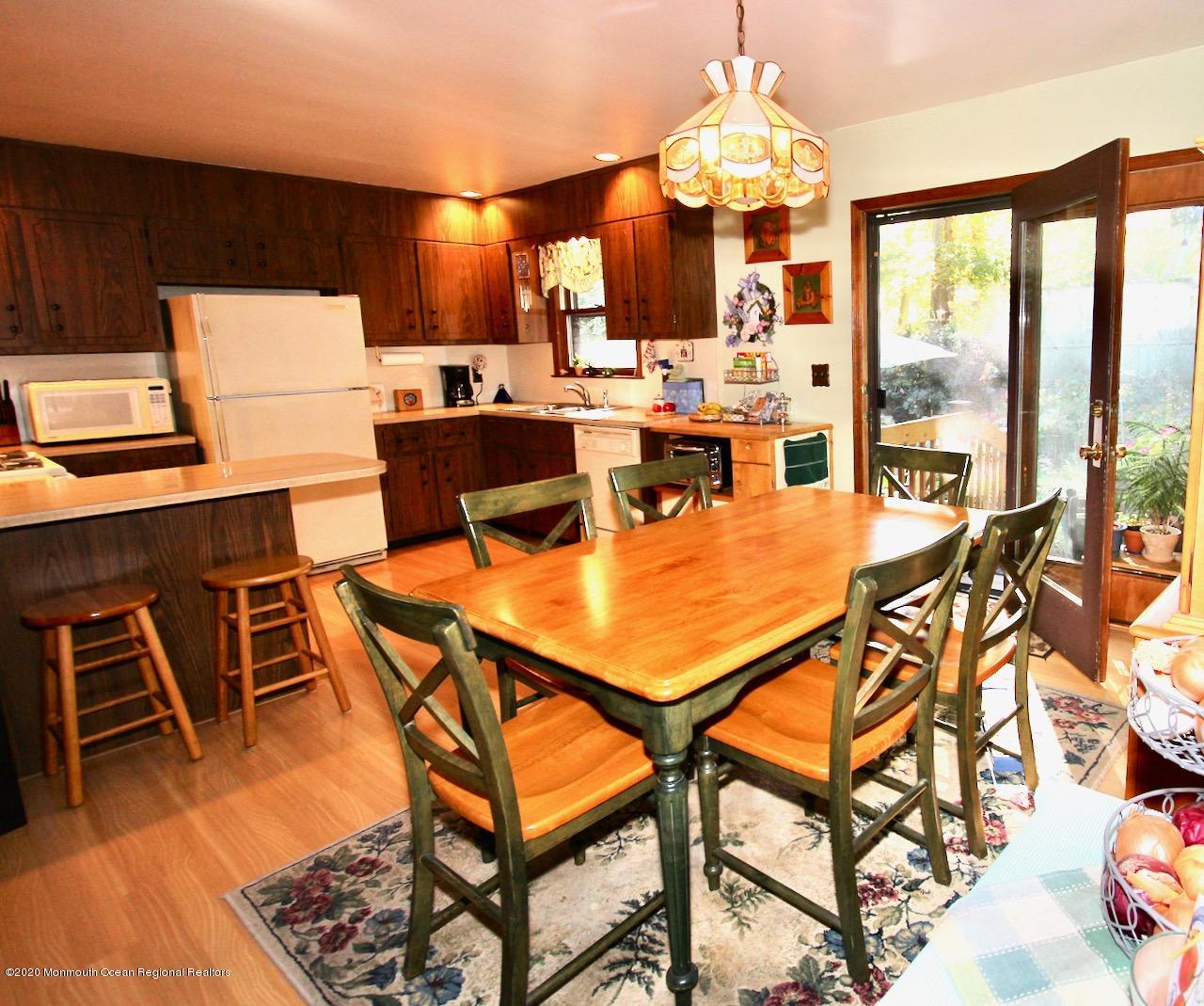 306 Valley Road Neptune Township, NJ 07753 - Photo 7 of 27 306 Valley - 19
