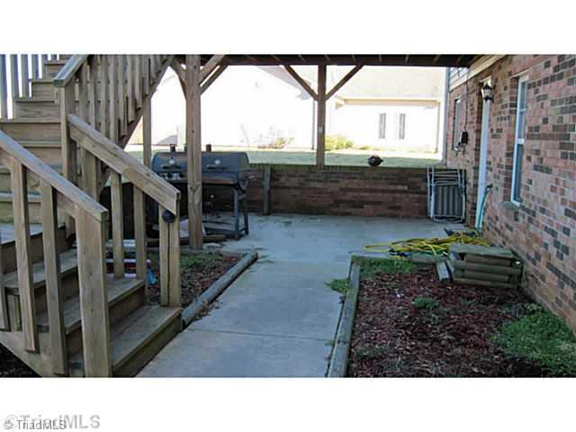 112 Mollie Road Harmony, NC 28634 - Photo 15 of 16 Patio/Deck.