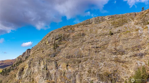 a view of a large building