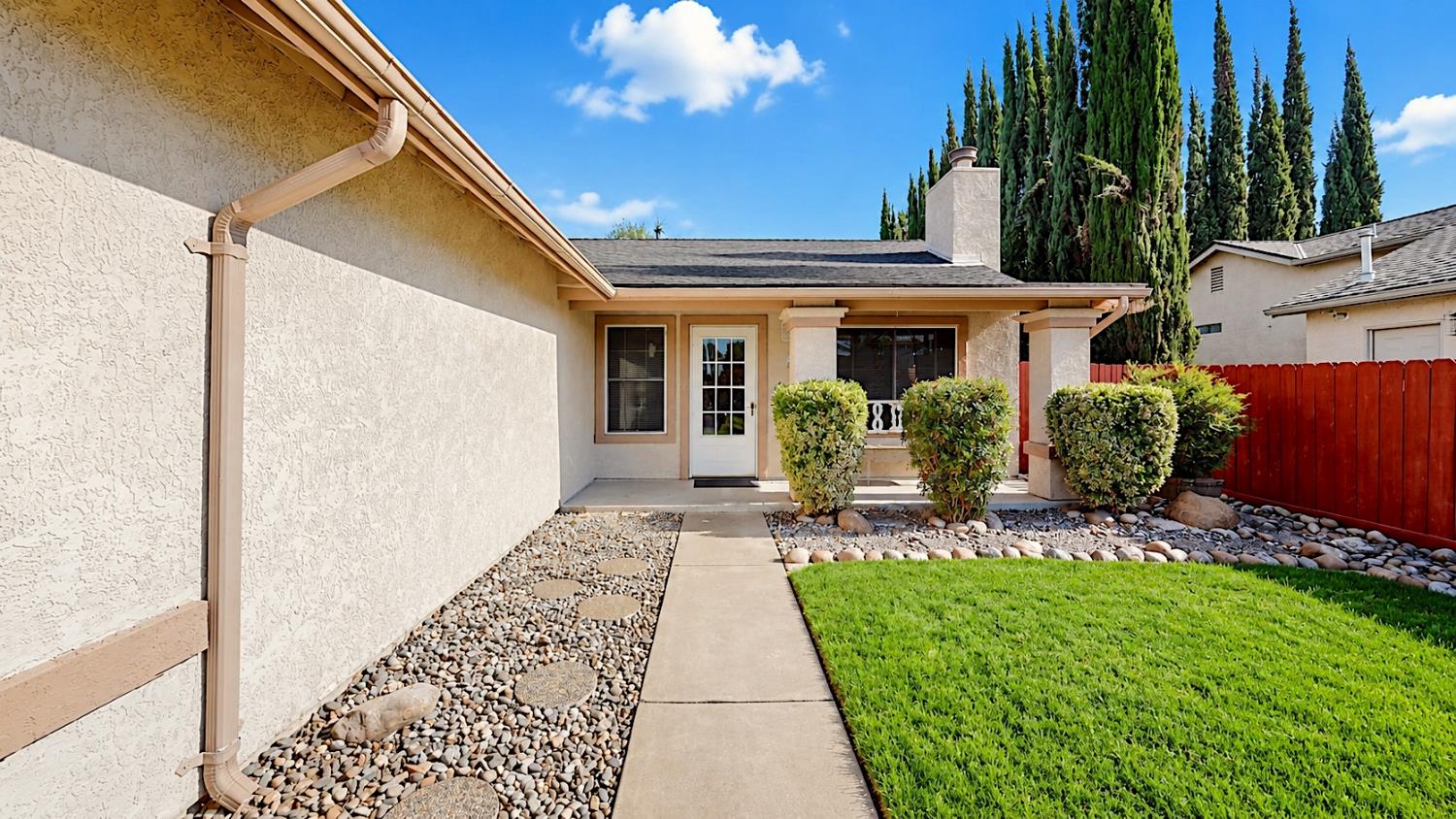 3905 Gable Way Ceres, CA 95307 - Photo 4 of 40 Gallery Image 4
