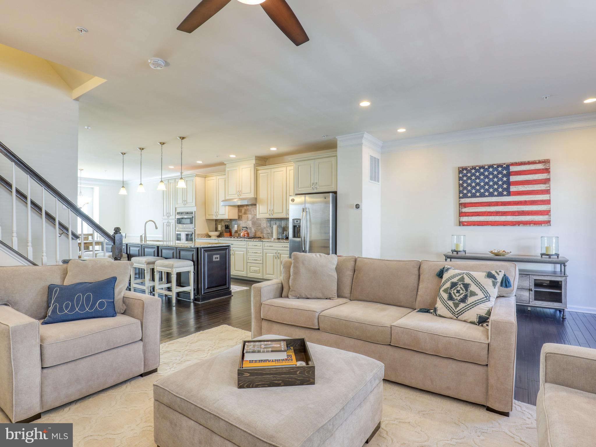 22613 Naugatuck Square Ashburn, VA 20148 - Photo 12 of 32 Family Room