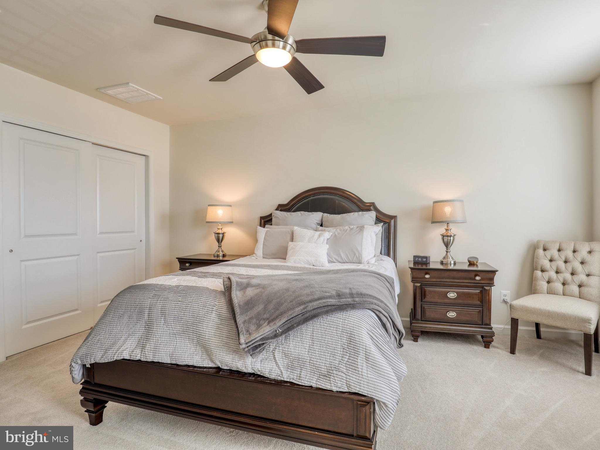 22613 Naugatuck Square Ashburn, VA 20148 - Photo 18 of 32 Primary bedroom