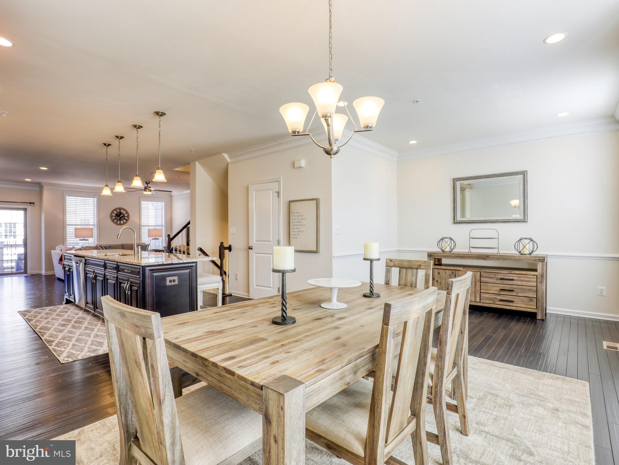 22613 Naugatuck Square Ashburn, VA 20148 - Photo 7 of 32 Dining Room