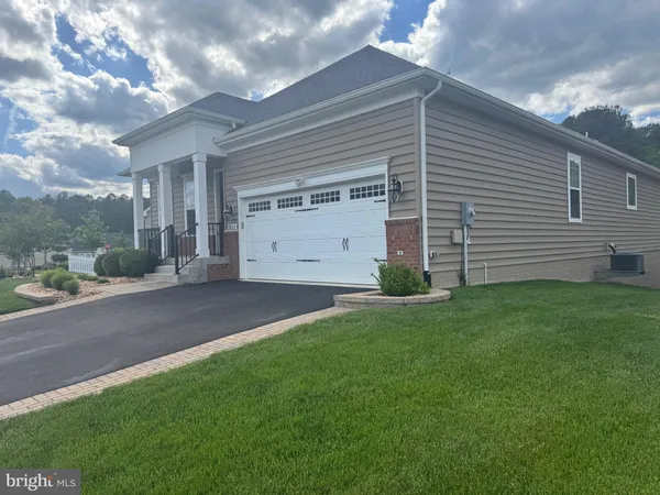 $2,850 | 9825 White Oak Swamp Court, Fredericksburg, VA 22407