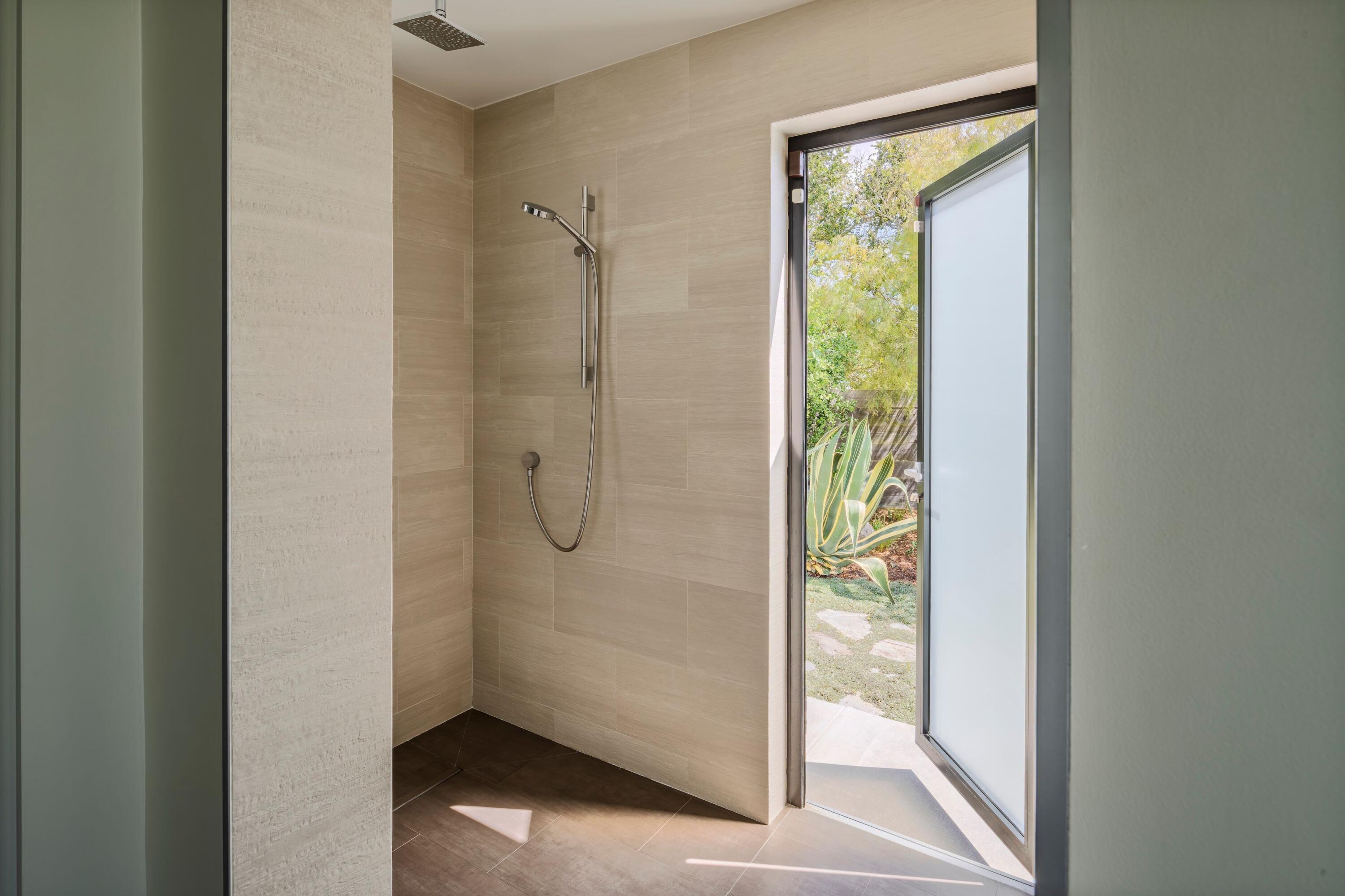 1131 Las Alturas Road, Unit A Santa Barbara, CA 93103 - Photo 42 of 47 41. Outdoor Shower with Garden View