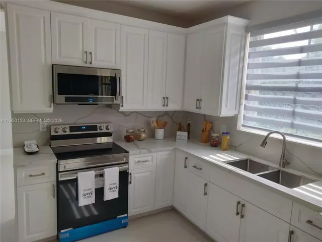 $5,750 | 1249 Allamanda Way, Weston, FL 33327