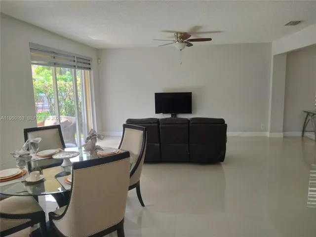 $5,750 | 1249 Allamanda Way, Weston, FL 33327