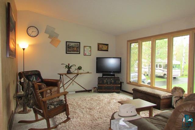 4272 Birch Valley Road Hermantown, MN 55811 - Photo 8 of 24 Living room