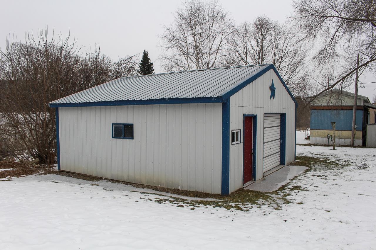 323 Main Street Blanchard, MI 49310 - Photo 46 of 55 1896876-45.JPG