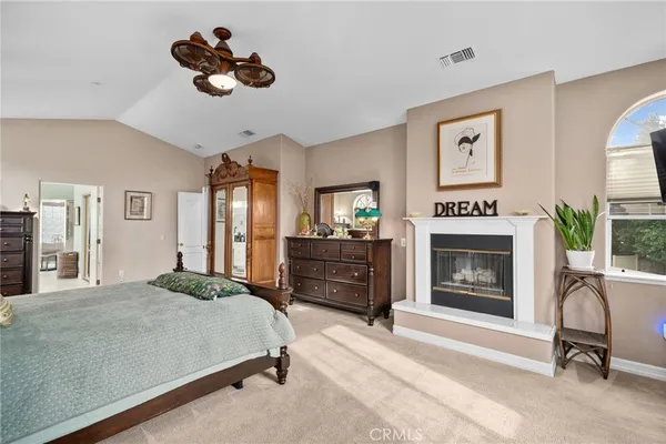 $1,225,000 | 334 Lakeside Avenue, Redlands, CA 92373