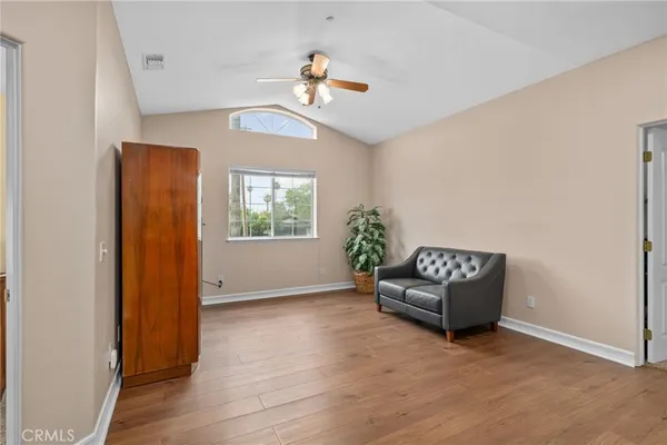 $1,225,000 | 334 Lakeside Avenue, Redlands, CA 92373