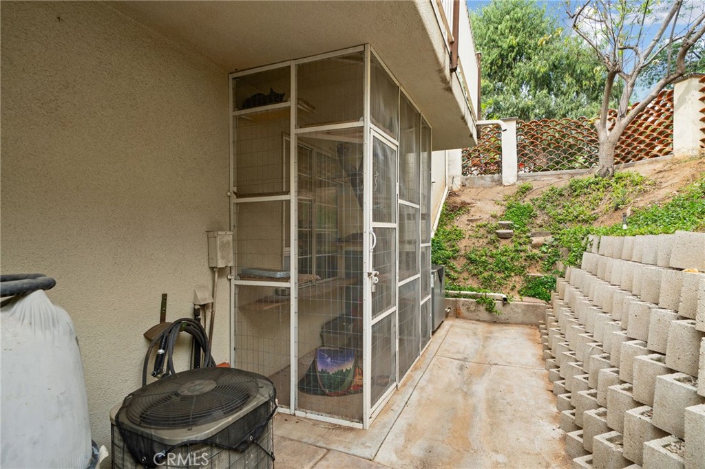 334 Lakeside Avenue Redlands, CA 92373 - Photo 50 of 63 a bathroom with a toilet and a shower