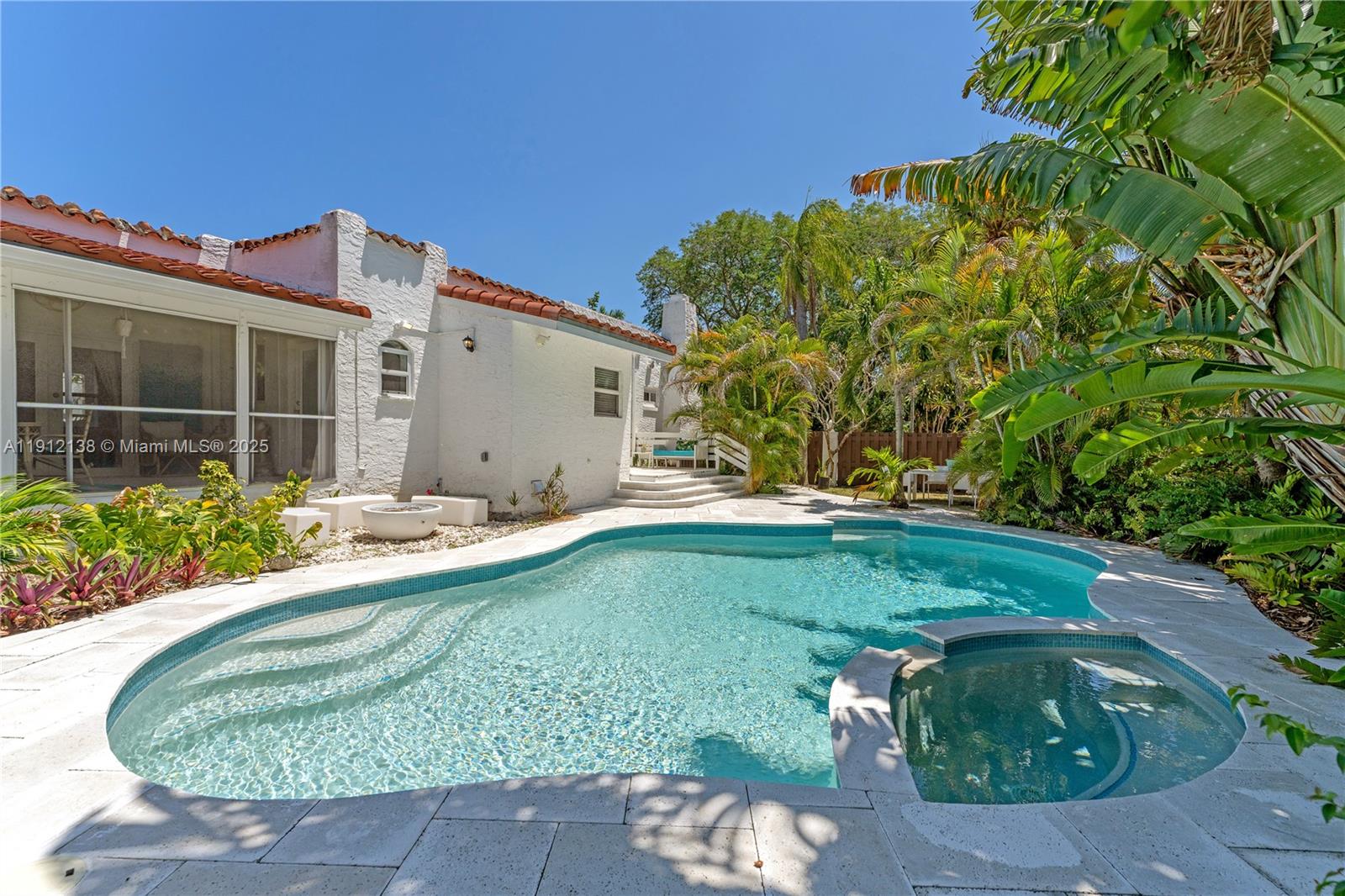 1601 Washington Street Hollywood, FL 33020 - Photo 29 of 41 a backyard of a house with outdoor seating