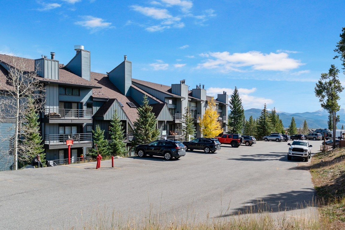 89310 Ryan Gulch Road, Unit 409 Silverthorne, CO 80498 - Photo 21 of 21 a view of a street with cars