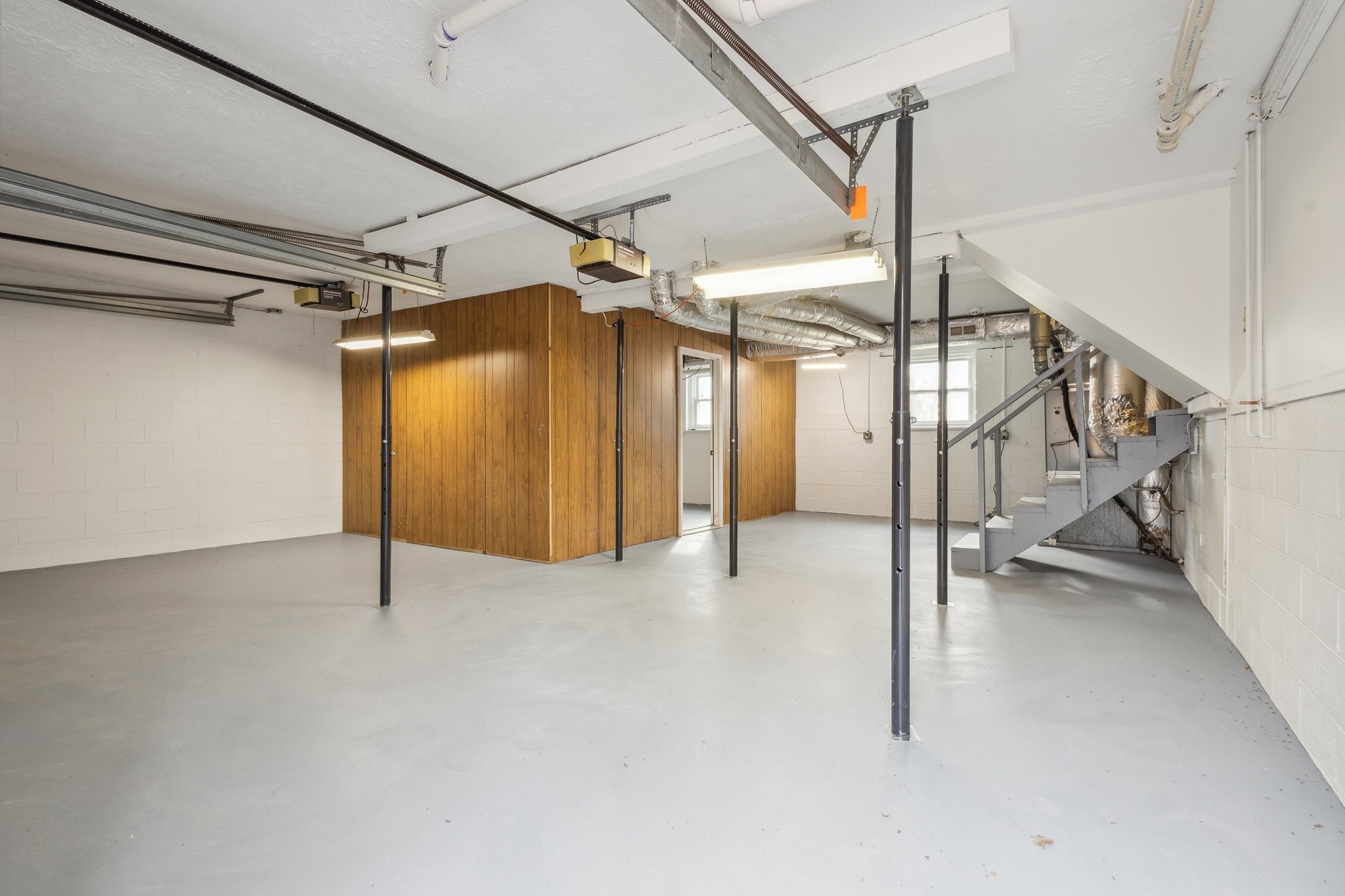 195 Cherokee Road Hendersonville, TN 37075 - Photo 36 of 61 a view of an empty room with stairs