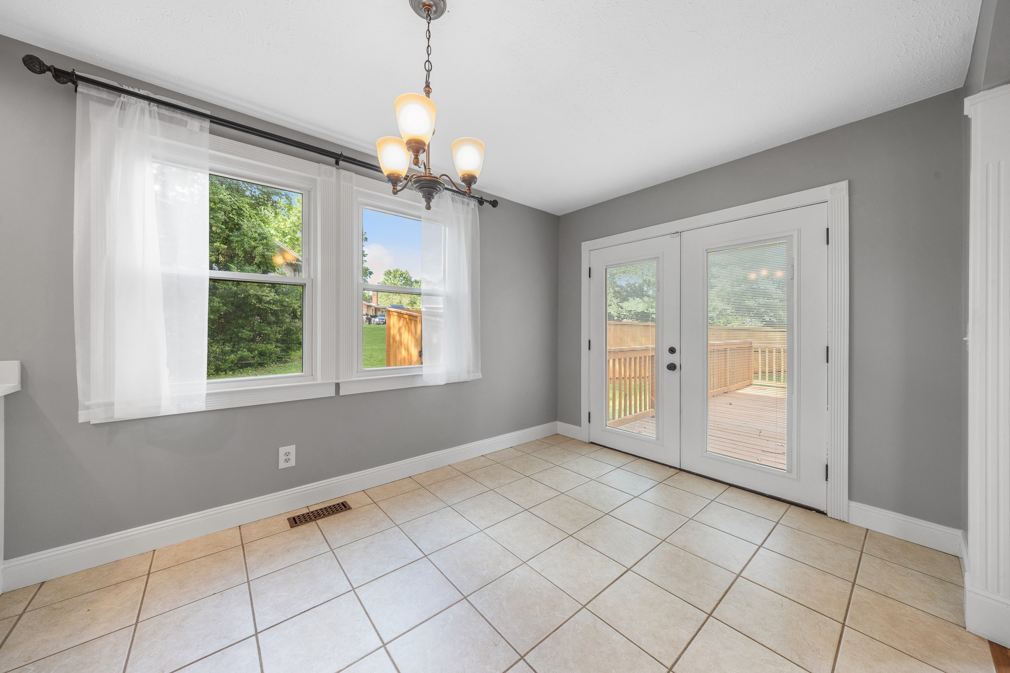 195 Cherokee Road Hendersonville, TN 37075 - Photo 59 of 61 a view of an empty room with a window