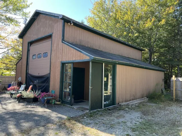 $895,000 | 48 Kelleytown Road, Tremont, ME 04612