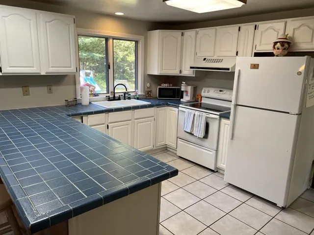 $895,000 | 48 Kelleytown Road, Tremont, ME 04612