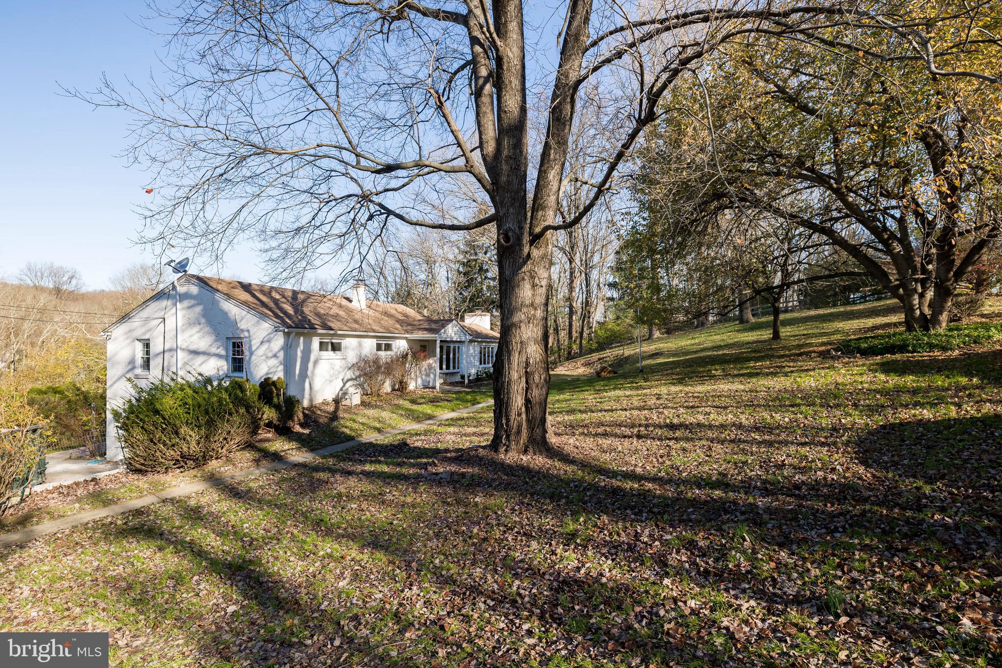 790 Corner Ketch Road Downingtown, PA 19335 - Photo 3 of 38 Gallery Image 3
