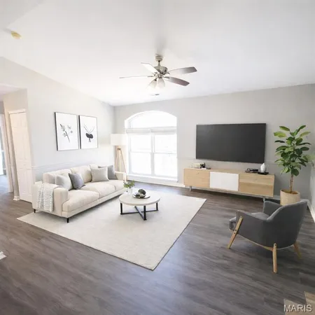 $135,000 | 652 Green Jade Drive, Unit H, Fenton, MO 63026