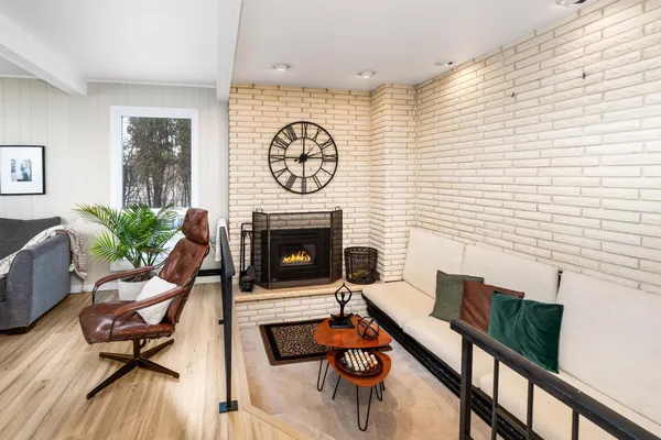 $695,000 | 630 Valley Drive, Duluth, MN 55804