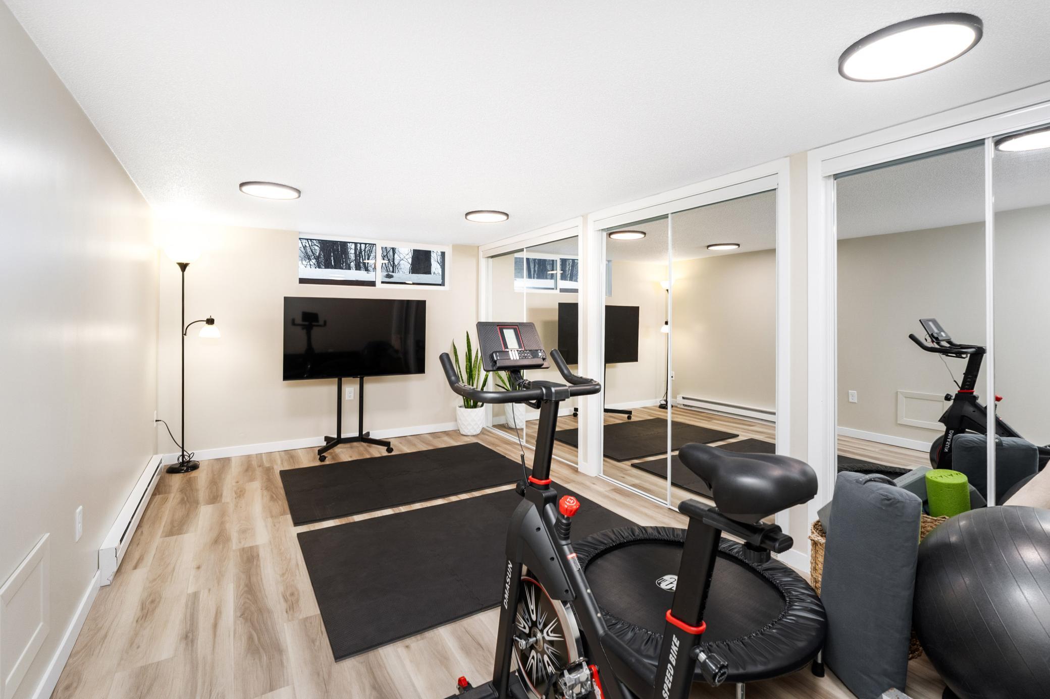 630 Valley Drive Duluth, MN 55804 - Photo 43 of 46