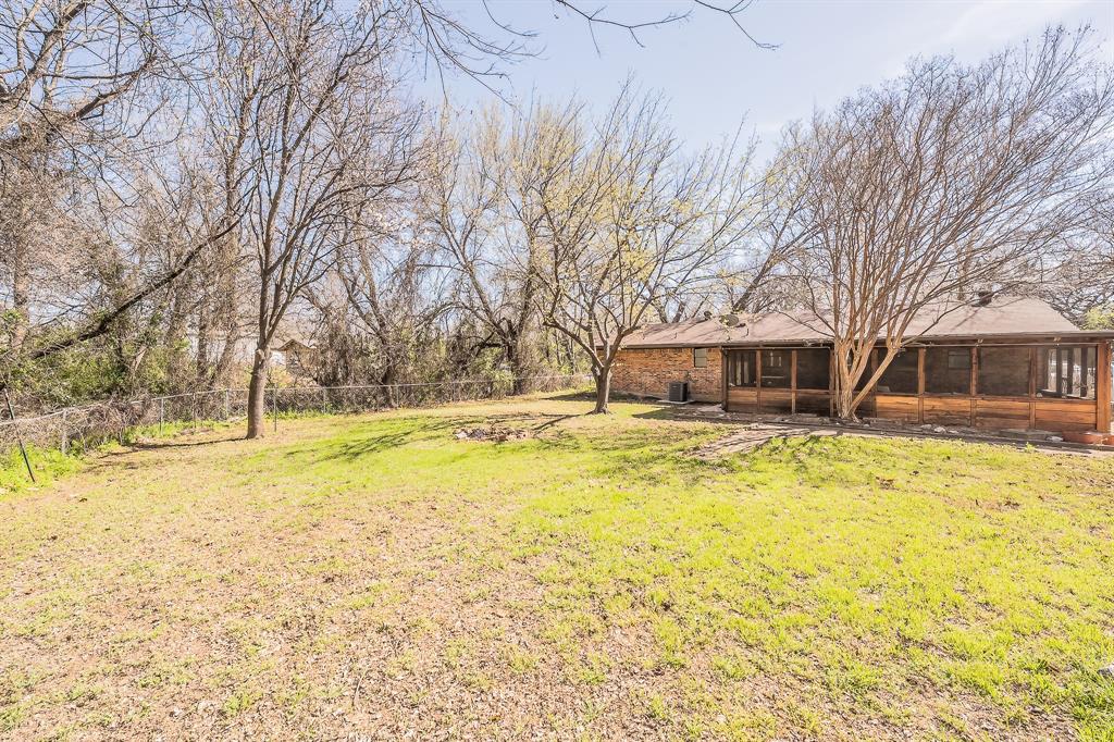 302 West Hale Avenue Decatur, TX 76234 - Photo 31 of 33