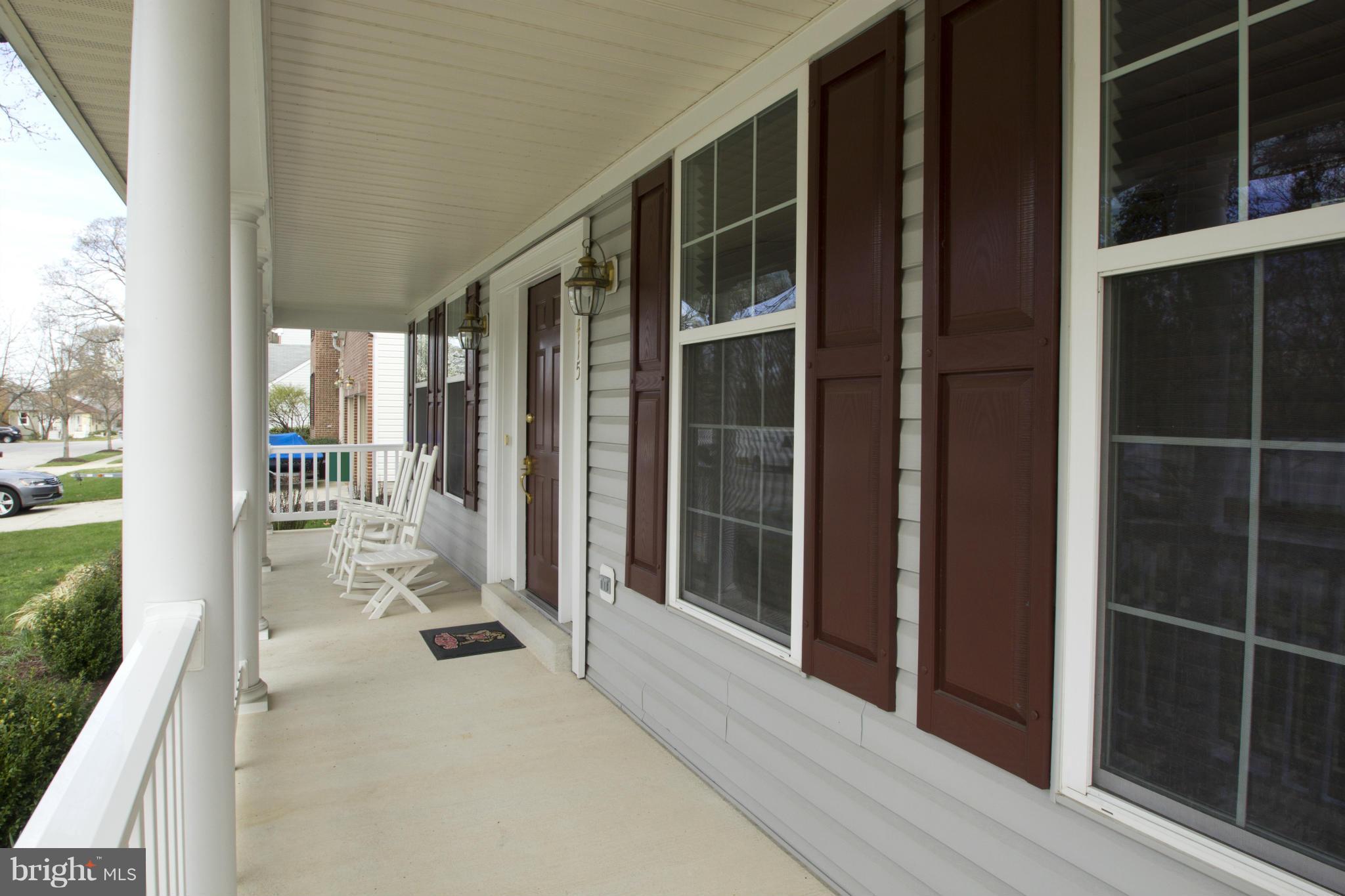 415 River Road Arnold, MD 21012 - Photo 7 of 30 Front porch