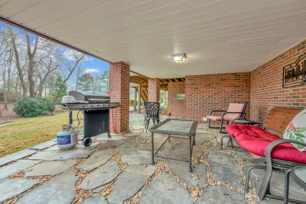 $769,000 | 123 North Woodfin Ridge Drive, Inman, SC 29349