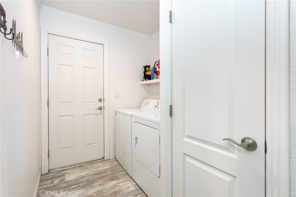 18 Portola Road San Fernando, CA 91345 - Photo 21 of 21 a bathroom with a sink and a shower