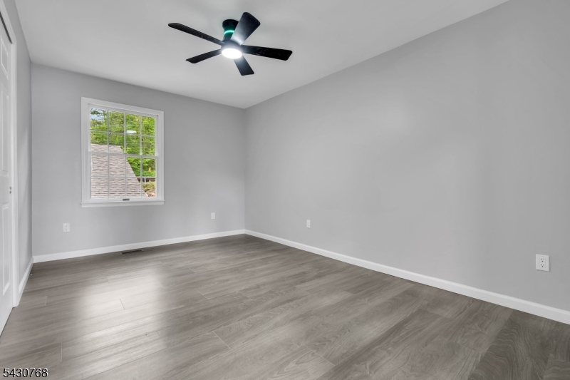 385 Maxim Drive Hopatcong, NJ 07821 - Photo 29 of 50