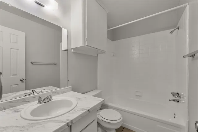 $1,195 | 713 San Benito Drive, College Station, TX 77845