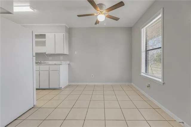 $1,195 | 713 San Benito Drive, College Station, TX 77845