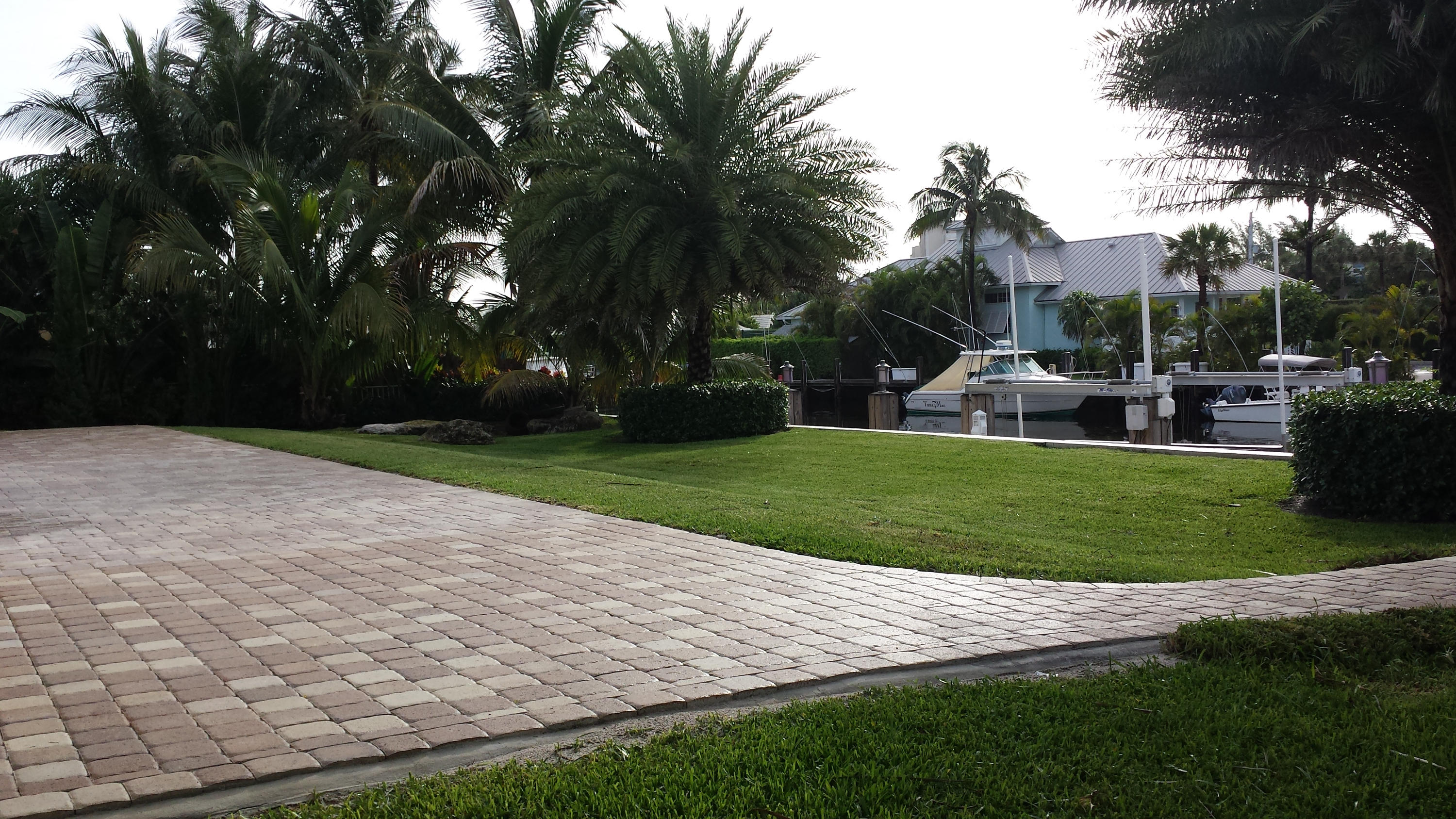 85 Island Drive South Ocean Ridge, FL 33435 - Photo 16 of 29 Island Backyard 1