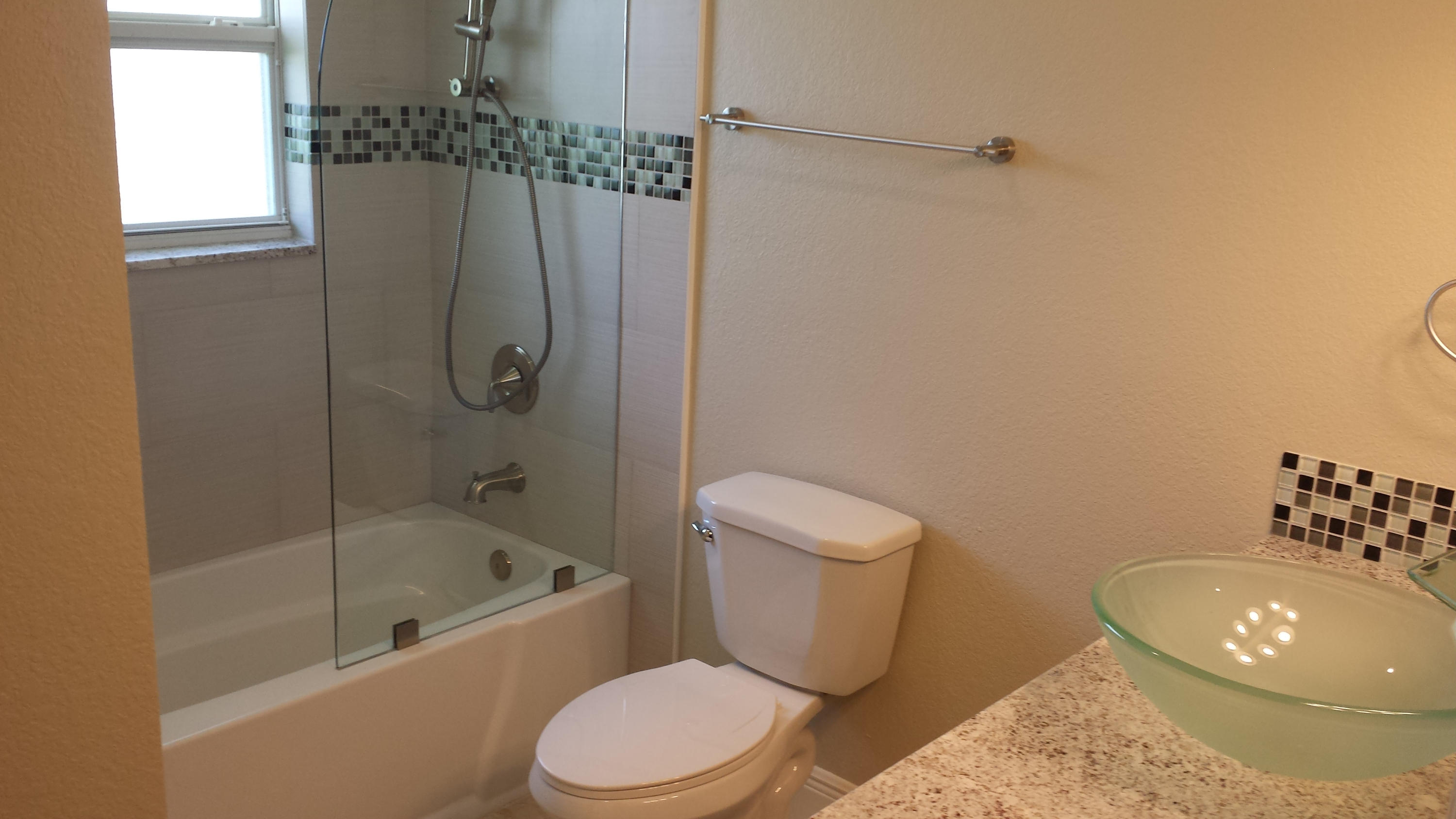 85 Island Drive South Ocean Ridge, FL 33435 - Photo 7 of 29 Island Bathroom 1