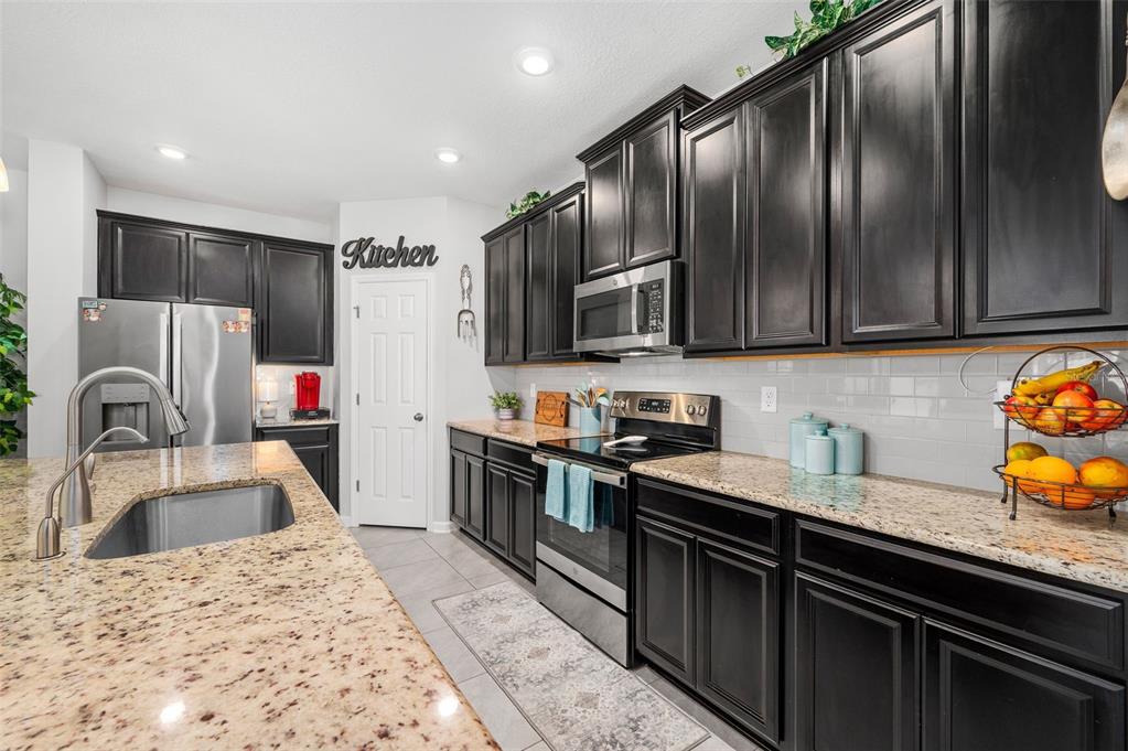 11973 Bridgehampton Road Jacksonville, FL 32218 - Photo 12 of 38