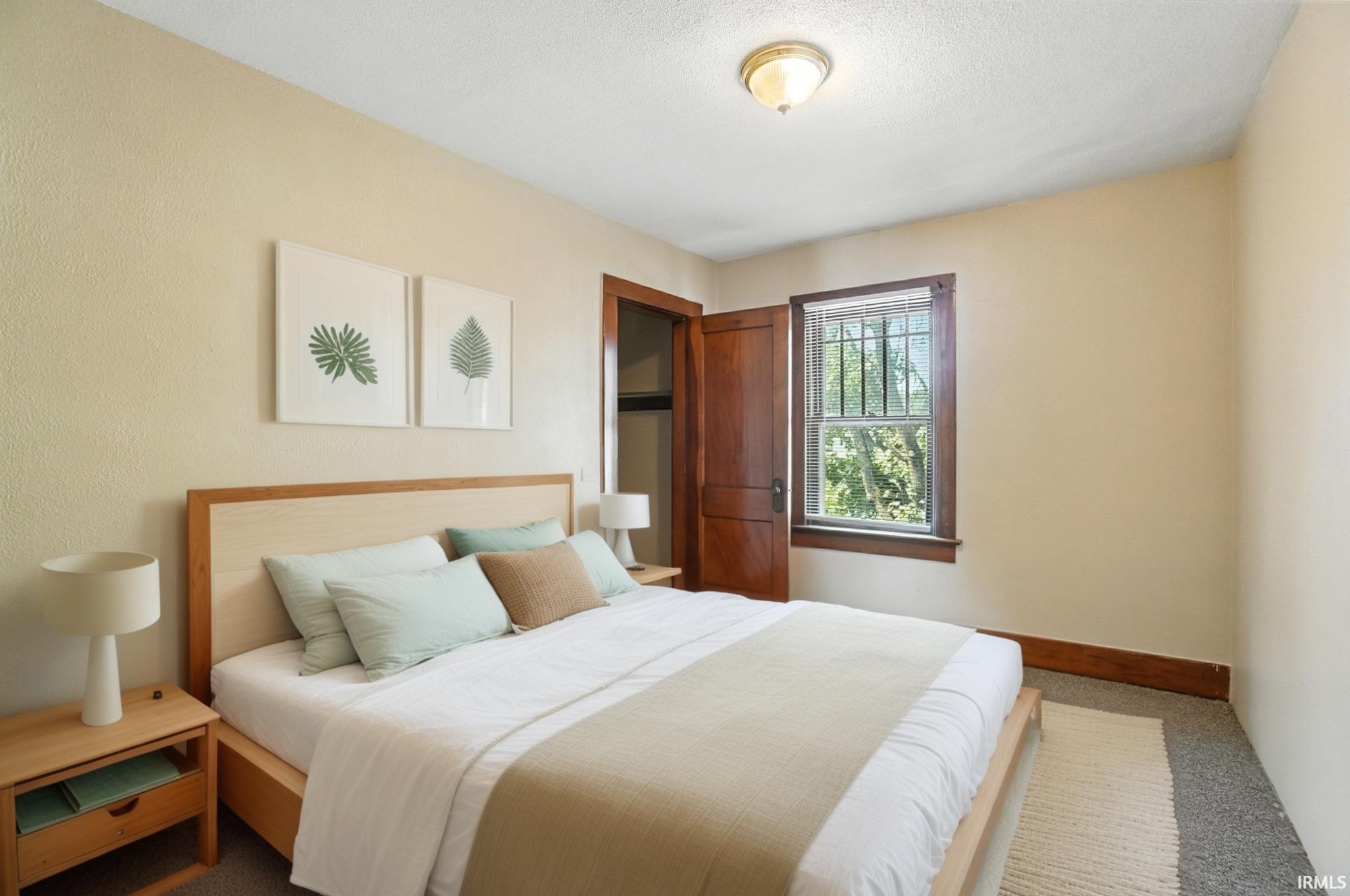 2911 Broadway Fort Wayne, IN 46807 - Photo 12 of 36