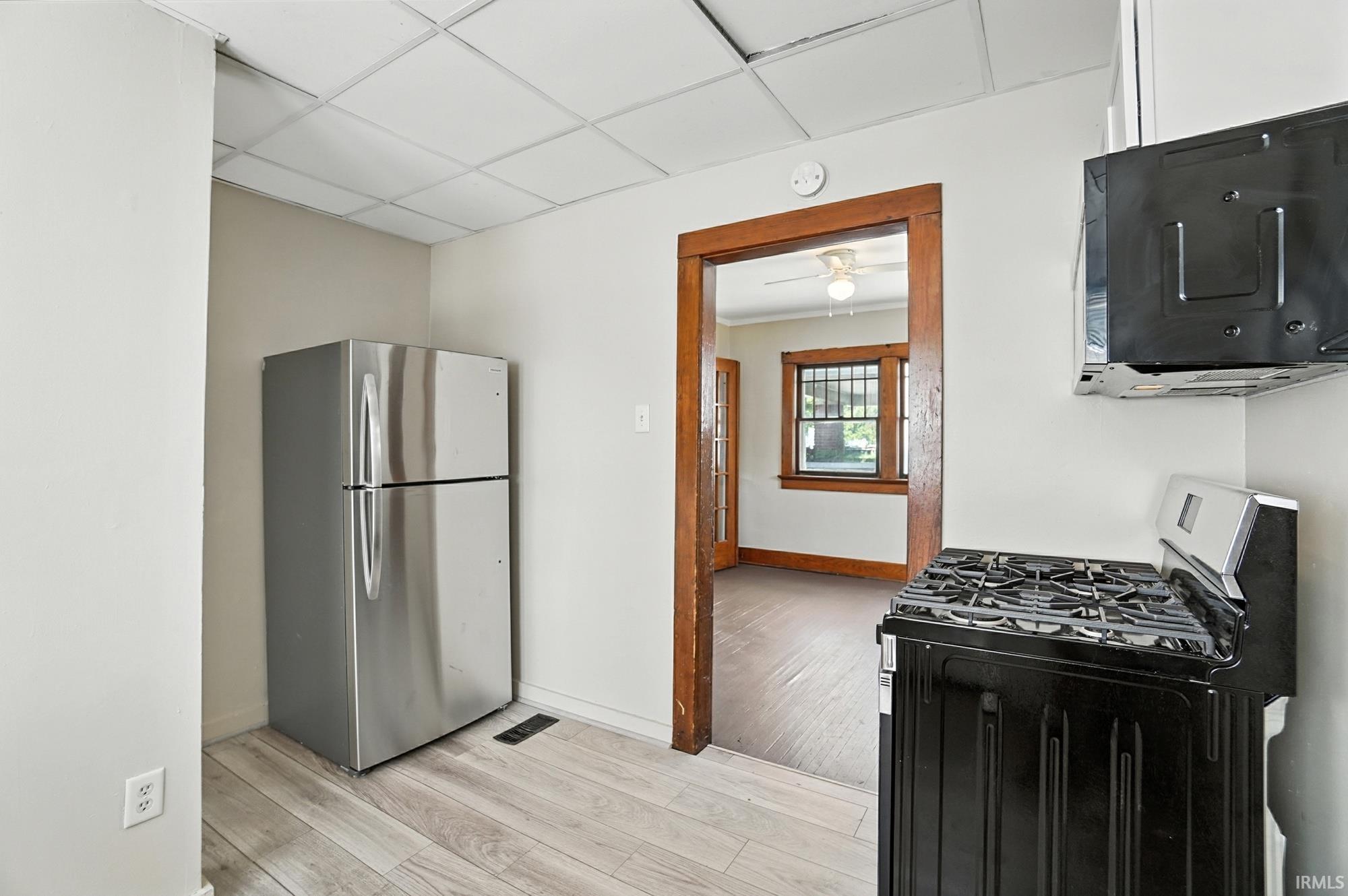 2911 Broadway Fort Wayne, IN 46807 - Photo 15 of 36