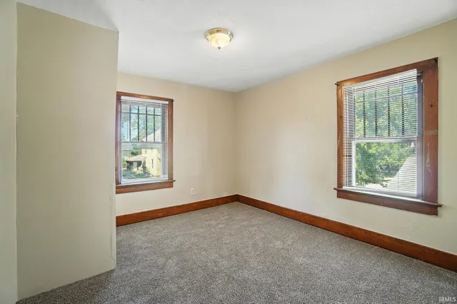 $143,900 | 2911 Broadway, Fort Wayne, IN 46807