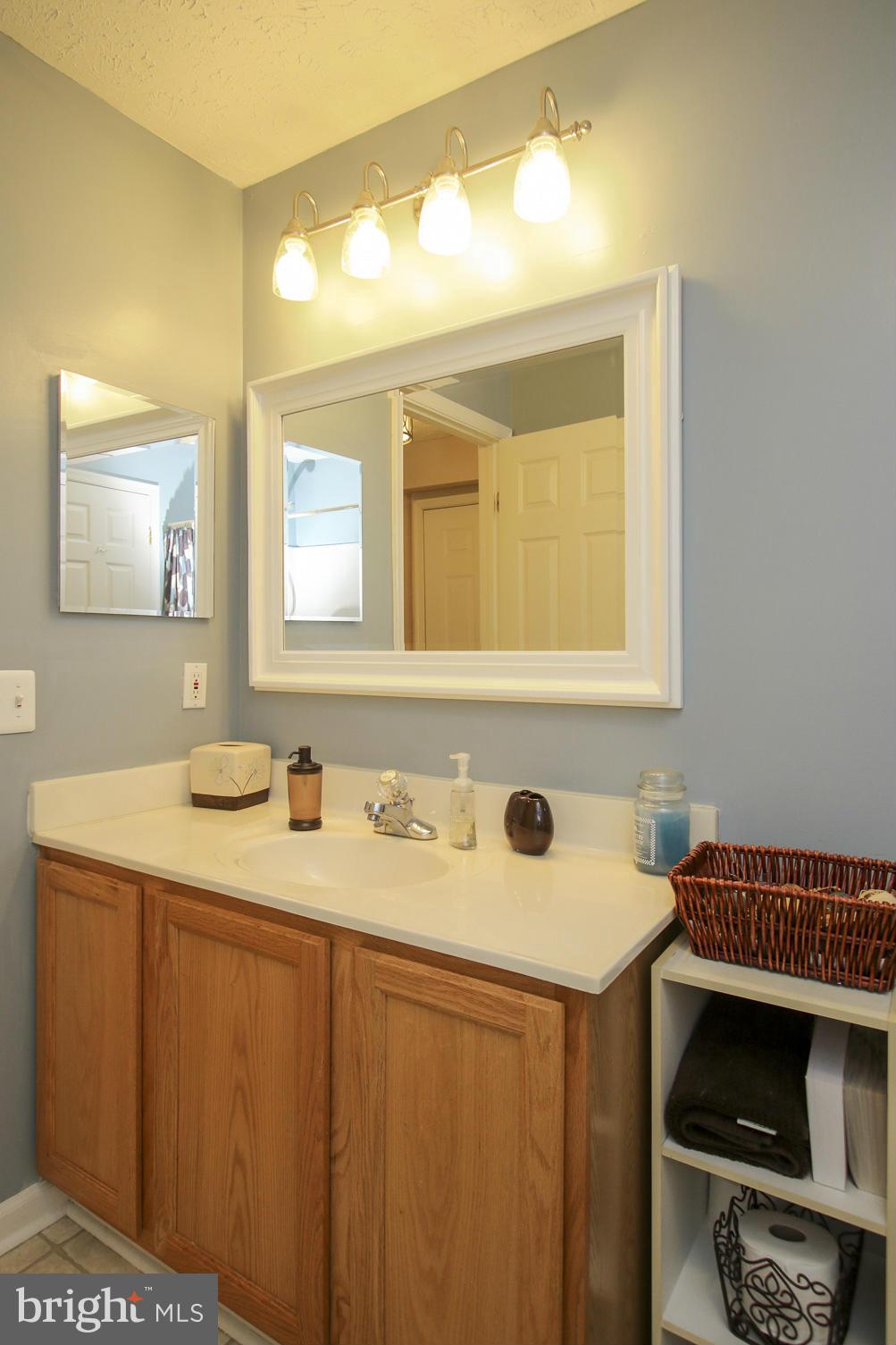 2054 Quaker Way, Unit 1 Annapolis, MD 21401 - Photo 24 of 29 Bath