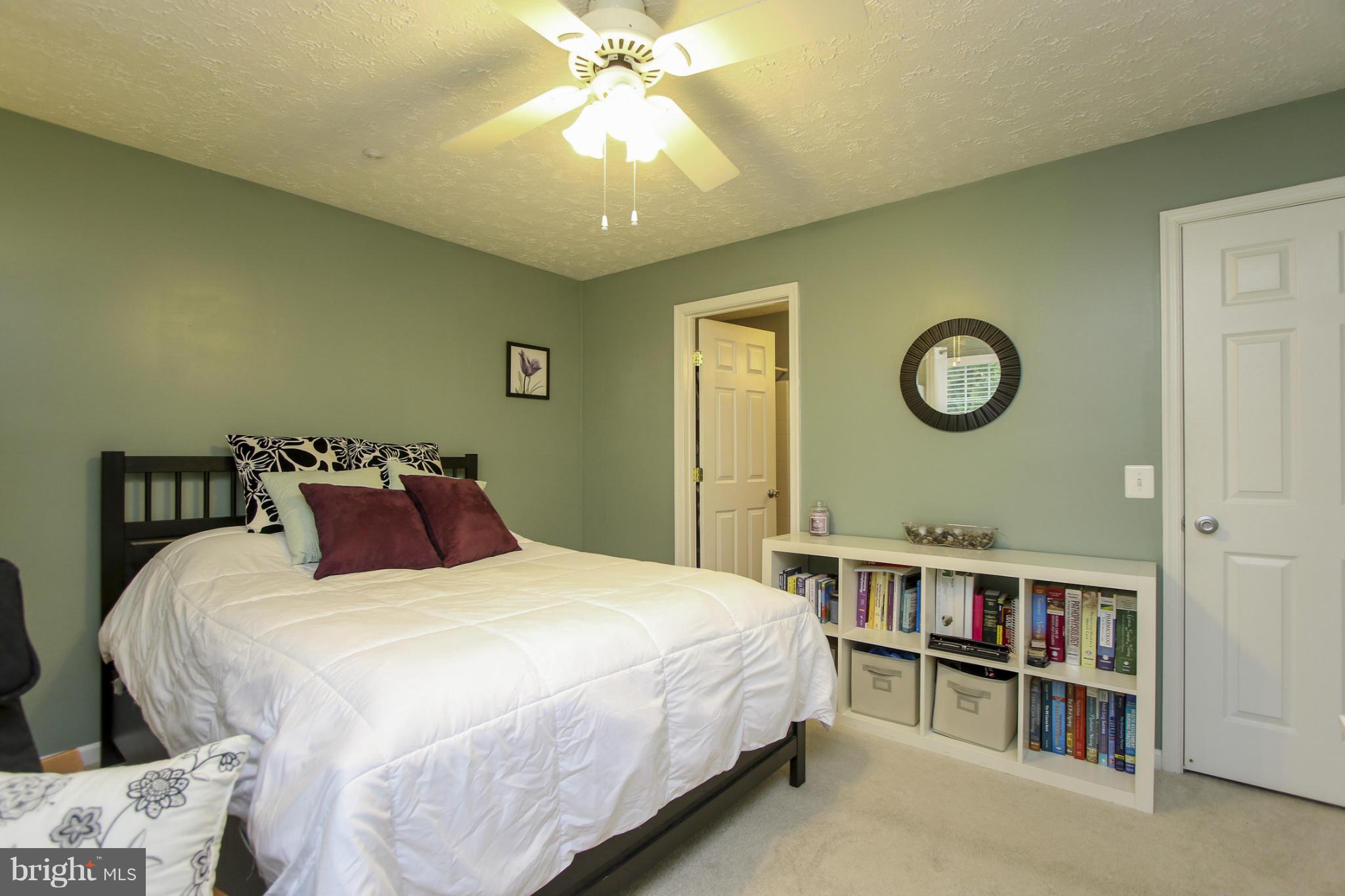 2054 Quaker Way, Unit 1 Annapolis, MD 21401 - Photo 28 of 29 Bedroom