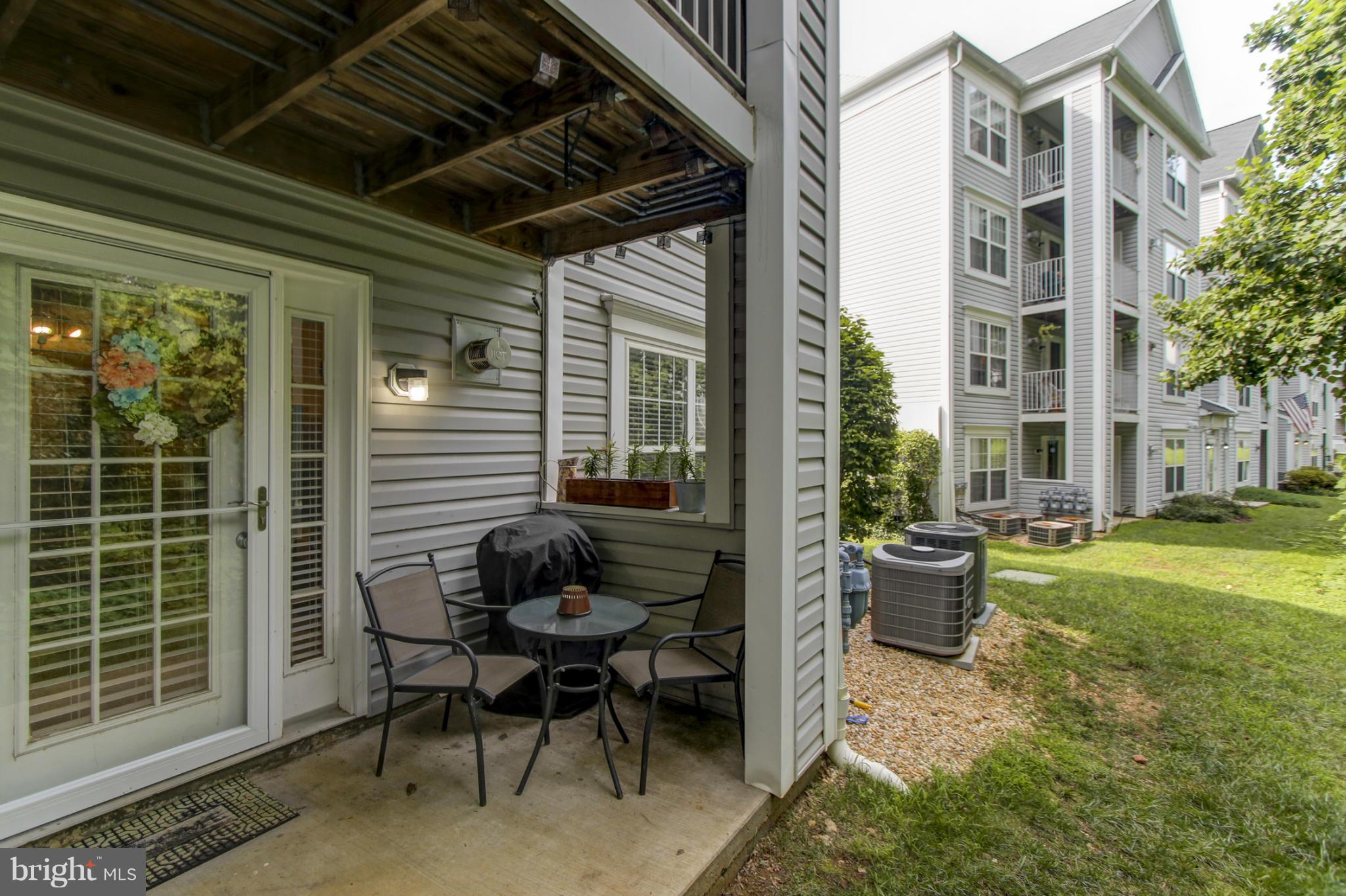 2054 Quaker Way, Unit 1 Annapolis, MD 21401 - Photo 6 of 29 Exterior (Rear)