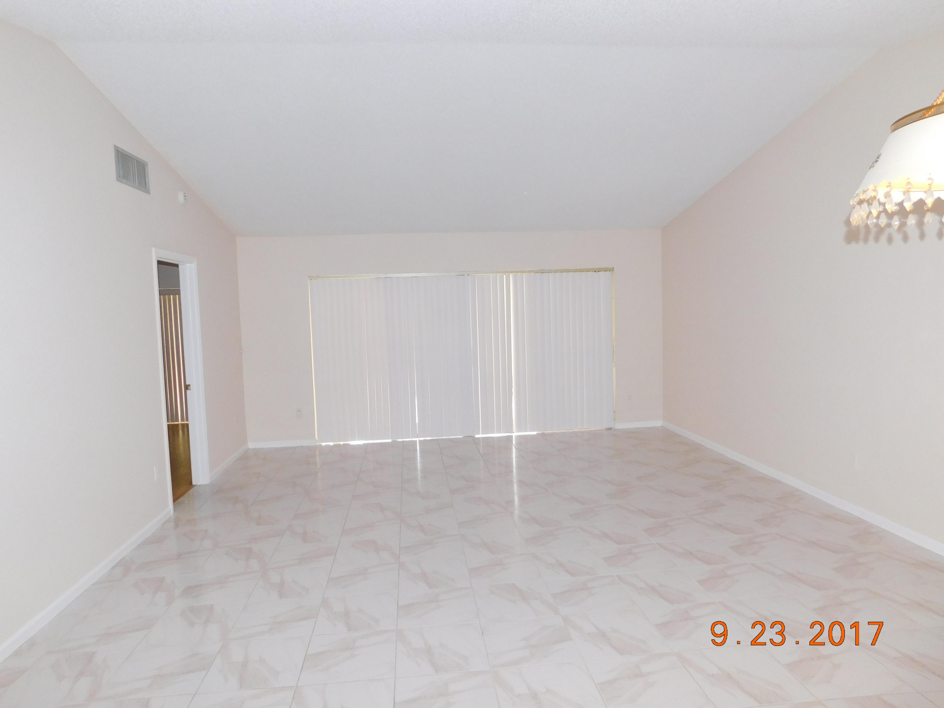 20004 Rima Circle Boca Raton, FL 33434 - Photo 12 of 31 DSCN1977