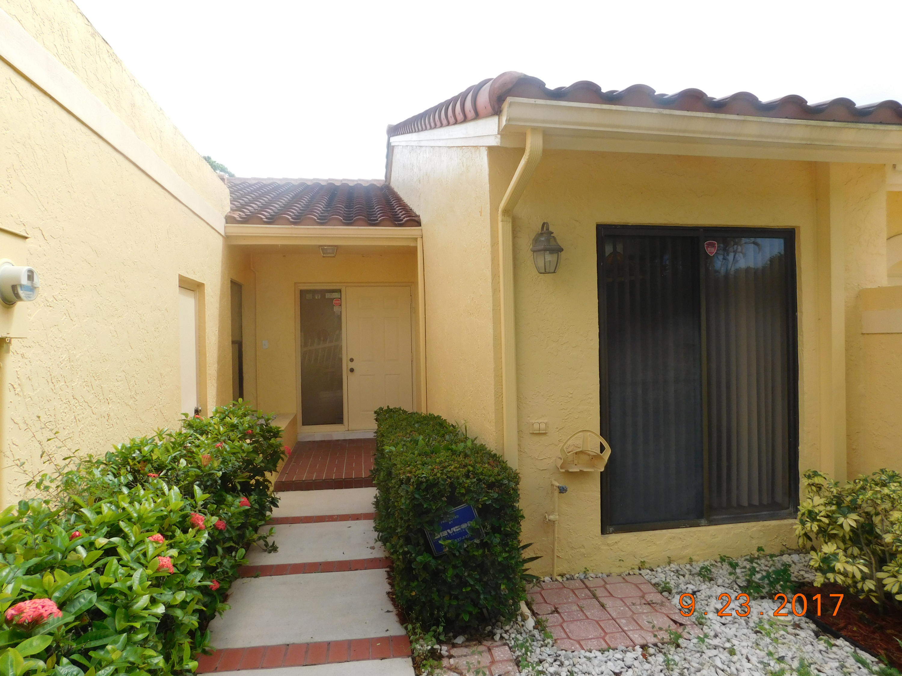 20004 Rima Circle Boca Raton, FL 33434 - Photo 4 of 31 DSCN2021