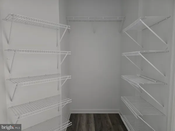 $2,300 | 13 Front Street, Wyoming, DE 19934